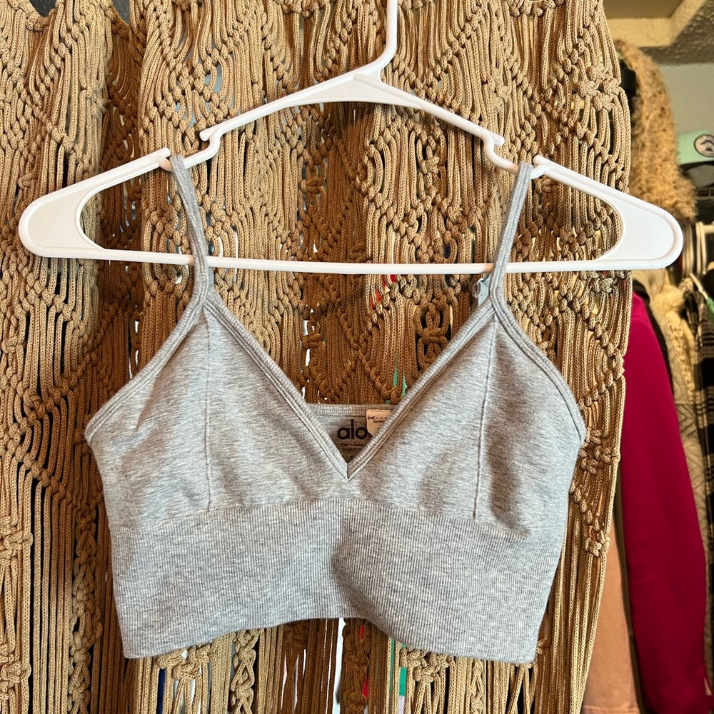 Alo sports bra